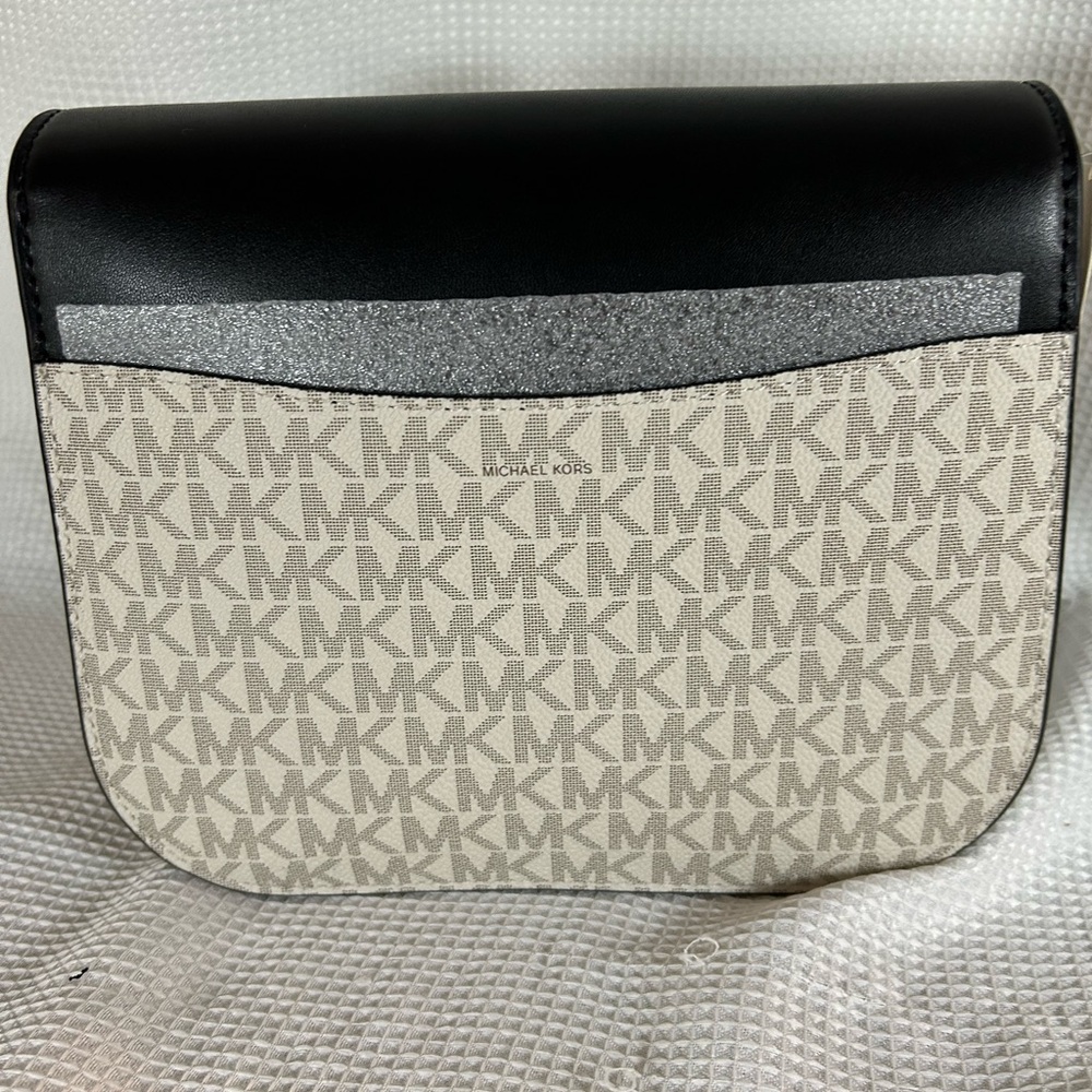 Michael Kors Emelia, small logo Crossbody bag color vanilla/black - Picture 2 of 8